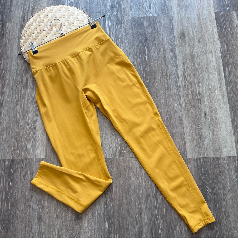 Buff bunny collection seamless leggings yellow women’s‎ size L